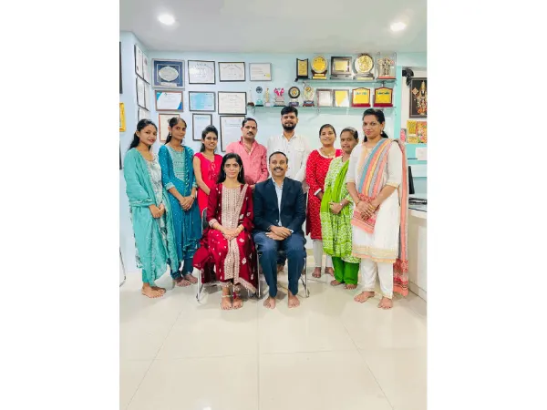 Axis eye Clinic Team (3)